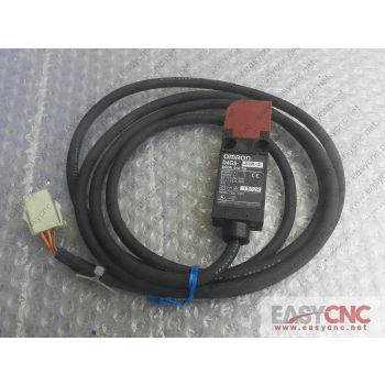 D4GS-N4R-3 Omron safety door switch new no box