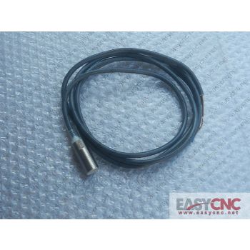 E2E-X5E1 Omron proximity switch new