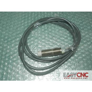 E2EM-X16MX1 Omron proximity sensor new