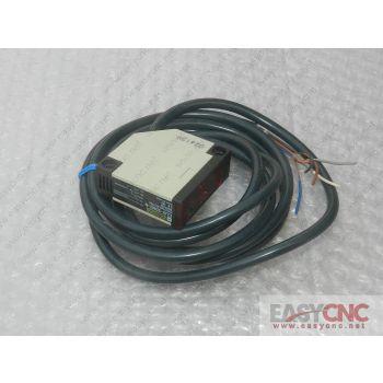 E3JK-5DM2-N Omron photoelectric switch new