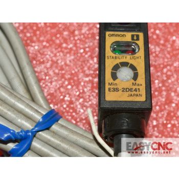 E3S-2DE41 Omron sensor used
