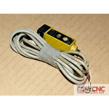 E3S-DS30E4 Omron sensor used