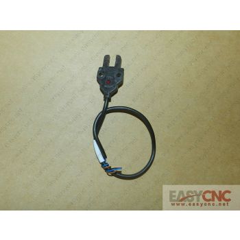 EE-SX-770A Omron photoelectric sensor new