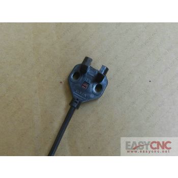 EE-SX871 Omron photoelectric switch new