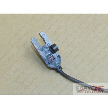 EE-SX872A Omron photoelectric switch new