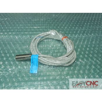 FL7M-3J6HD-L3 YAMATAKE proximity switcy used