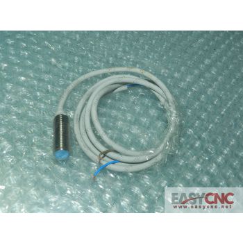 FL7M-3K6H YAMATAKE proximity switcy used