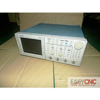 TDS784D Tektronix Digital Phosphor Oscilloscope used