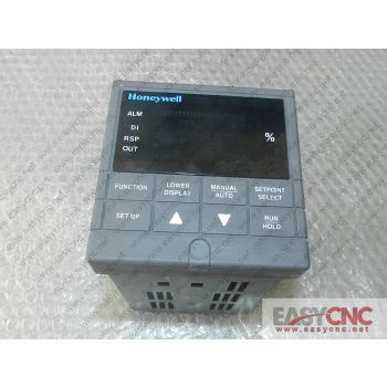 UDC3000 VERSA-PRO DC300K-E-0A0-10-0000-0 Honeywell temperature controller used