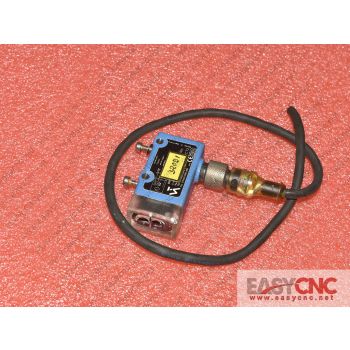 WM03PCT2 D-88069 WENGLOR Print Mark Reader used