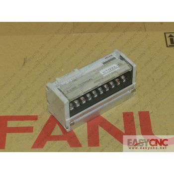 SL-TB8 SUNX ST032 S-LINK TERMINAL new